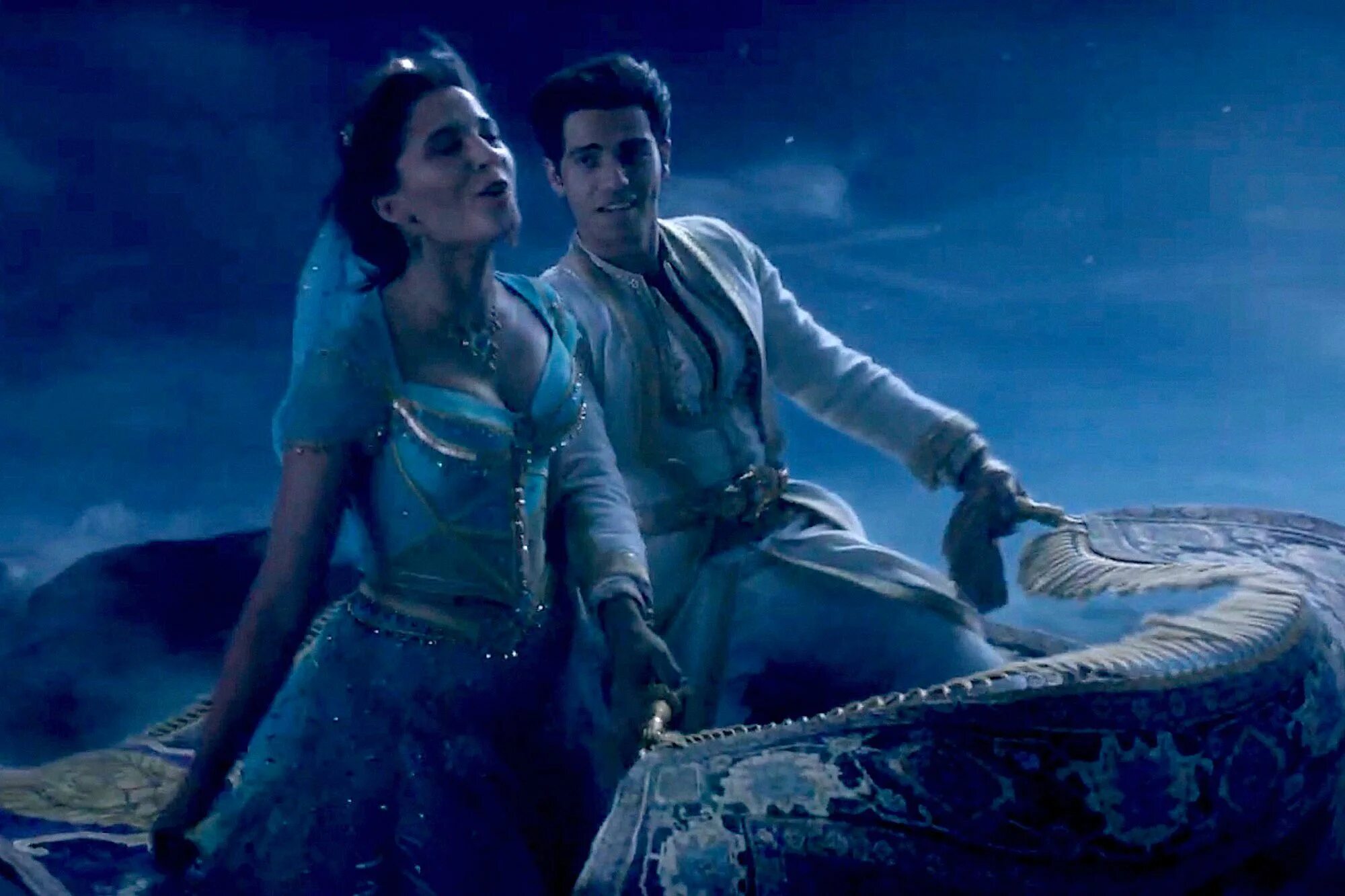 Принц андерс алладин. Джинн алладин. Алладин 3477. Алладин 1992 джин. Джин и алладин на ковре самолете.