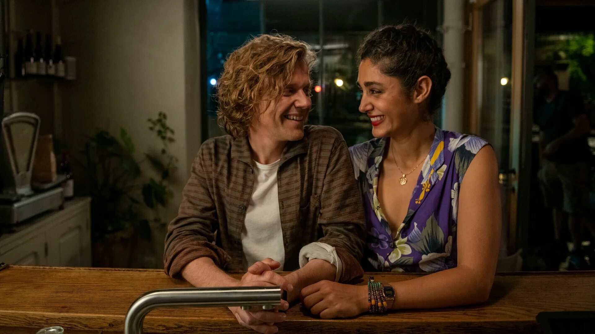 Marry me фильм 2022 дженнифер лопез. Stars fell on alabama фильм 2021. холмарк сериал 2003. самые смешные комедии 2022. неувольняемый фильм 2022.