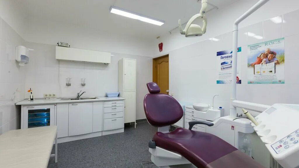 орехово зуб. зуб мудрости (3-й моляр, восьмерка). верхняя восьмёрка зуб мудрости. стоматология на ореховой тамбов. стоматология тамбов 4.