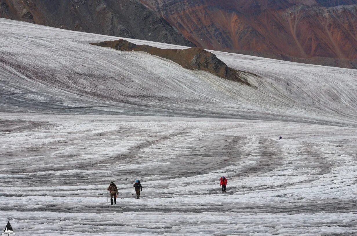 Якутия сунтар хаята. Якутия гора сунтар хайата. Южная долина сунтар. Сунтар хаята. Якутия 2018.
