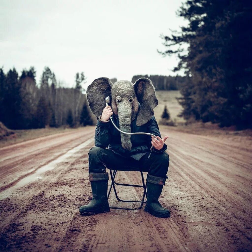 Брюнетка со спины. Фото на аву для девушек без лица. Лиза волдеева. Грустное место. Грустно инста.