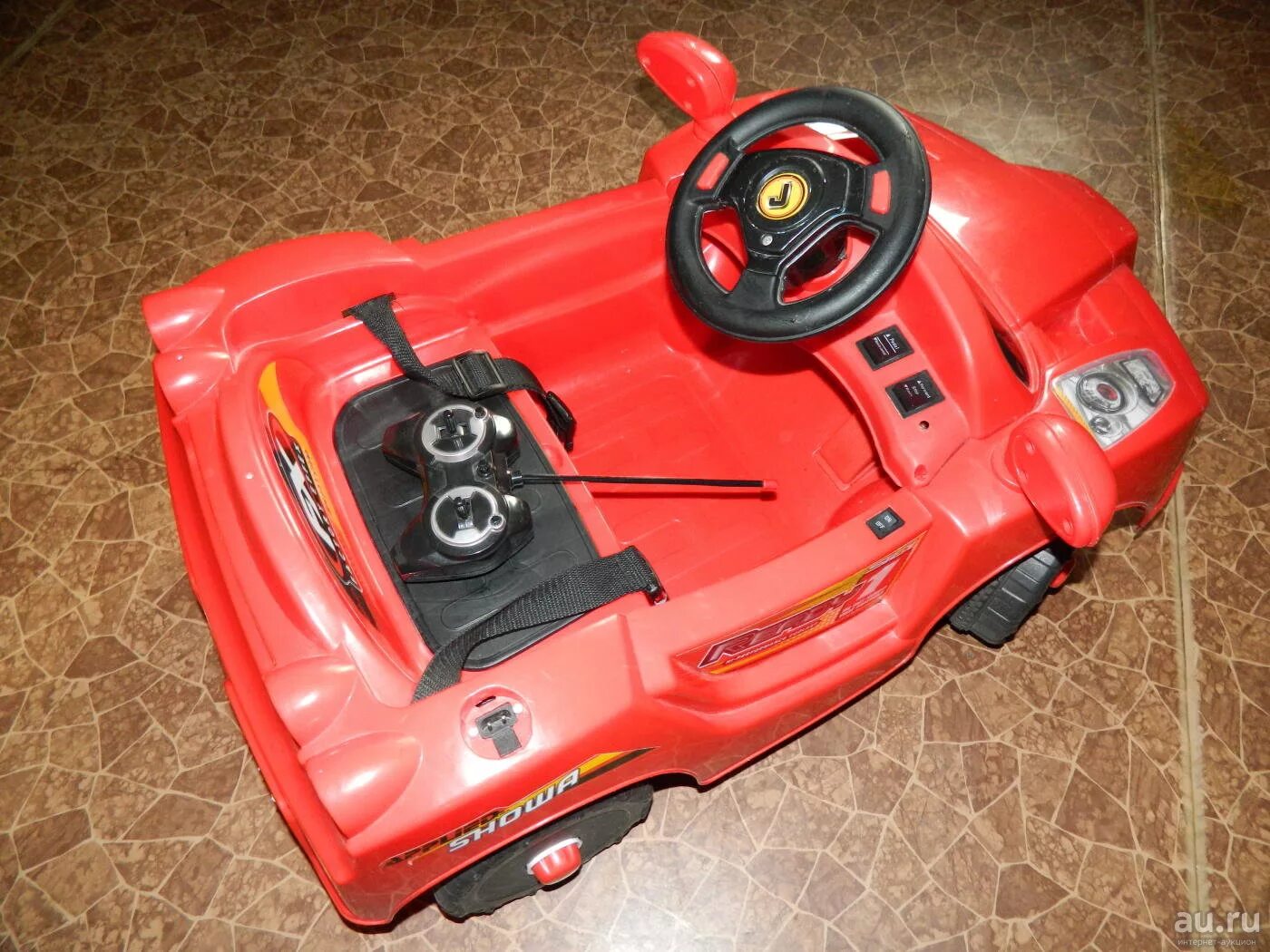 Электромобиль с пультом kreiss свет звук 6v4. Электромобиль детский с пультом. Porsche panamera a444aa vip с дистанционным управлением. Электромобиль не работает пульт. Электромобиль не работает пульт.