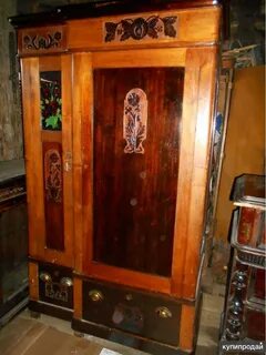 Продаю старый шкаф