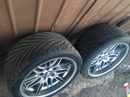 245 40 r18