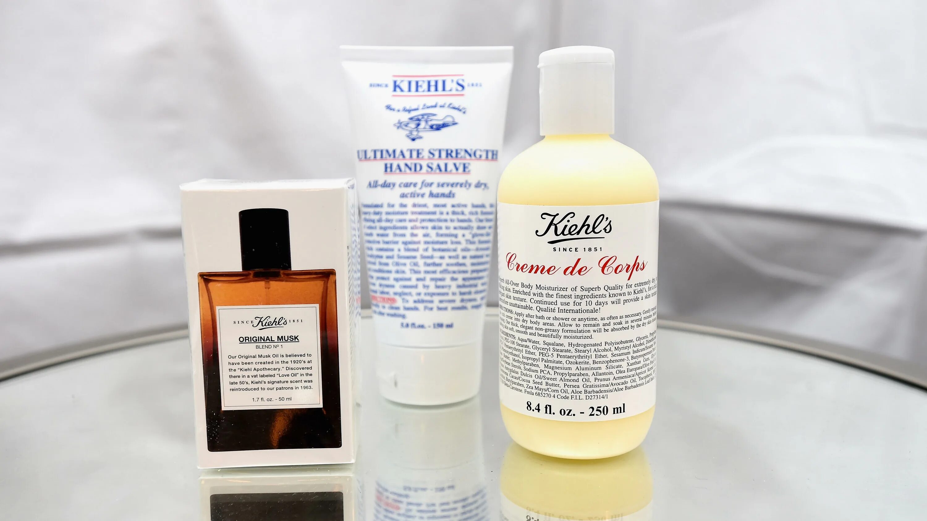 Американская косметика Kiehls. Kiehl's косметика логотип. Kiehl s купить