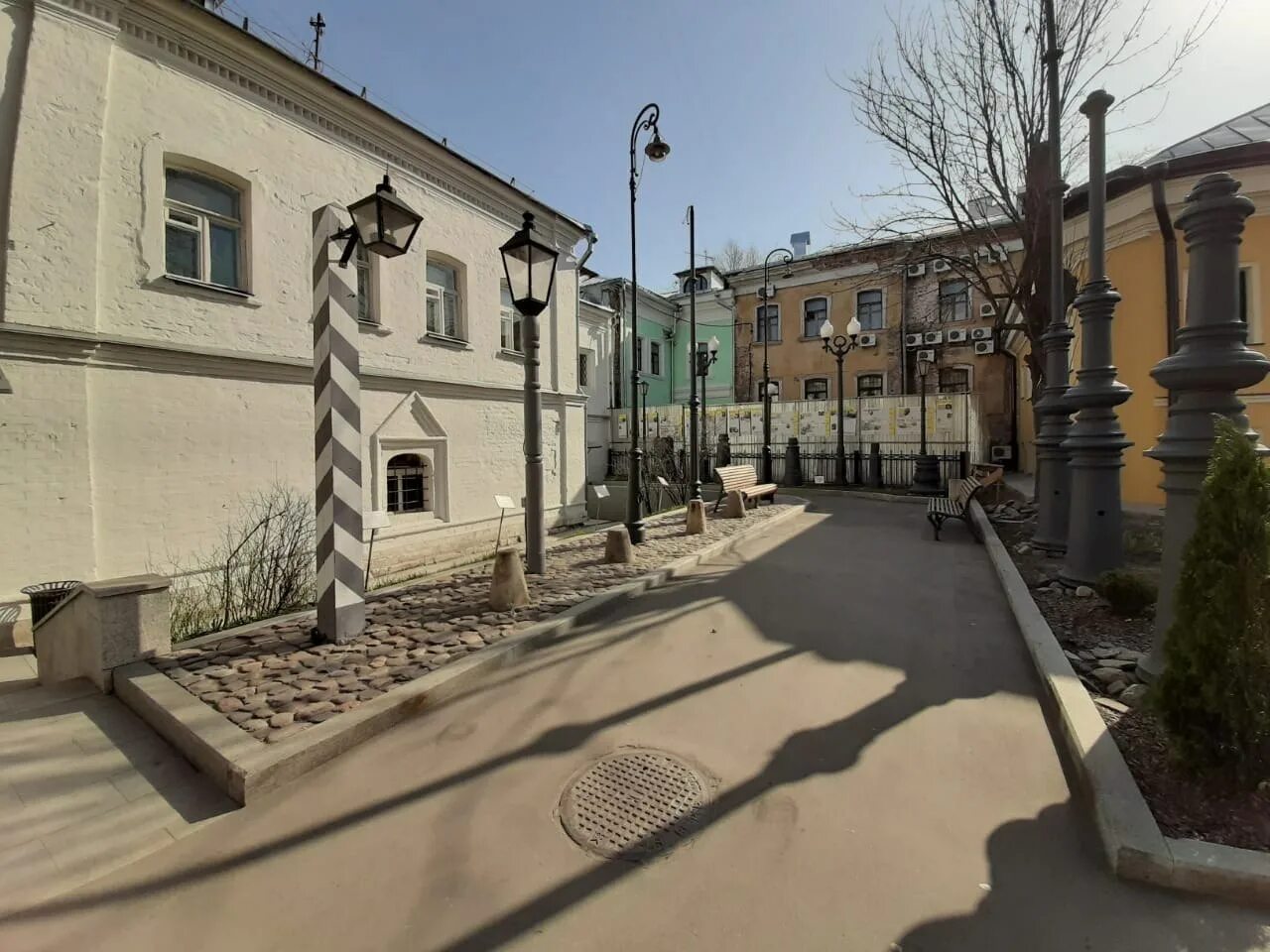 Армянский пер 3. Армянский переулок огни москвы. огни москвы, москва, армянский переулок. армянский переулок москва. музей огни москвы.