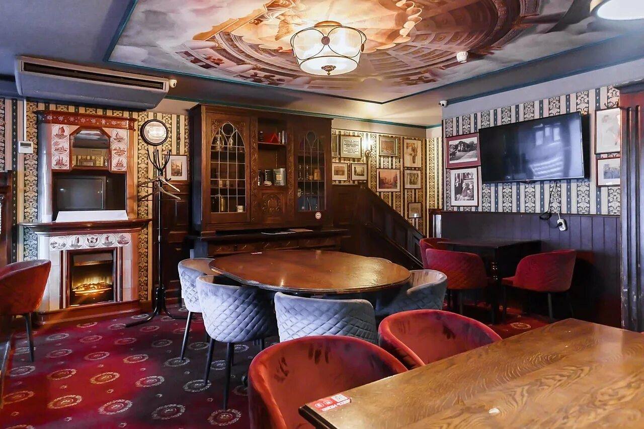 Ресторан немецкой кухни в спб. Офис паб. Офис паб. Офис паб. The office pub спб.