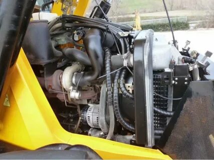 Трактор jcb двигатель