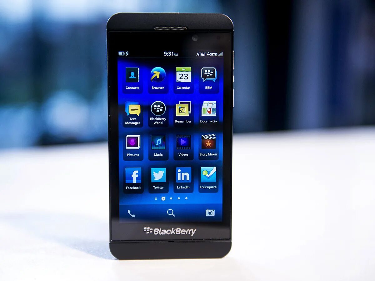 Смартфоны 2013 года. Blackberry 2013 z10. блэкберри сенсорный. блэкберри сенсорный 2025. blackberry z10 photo.