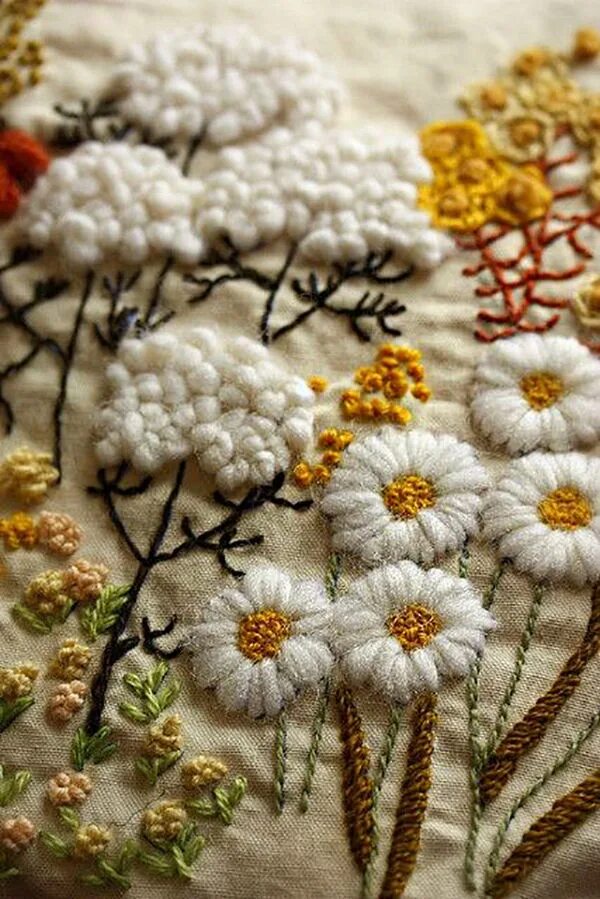 декоративная вышивка гладью. шикарная вышивка крестом. вышивка нитками мулине. вышить вышивать вышивка. ручная вышивка.