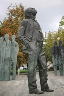Бродский памятник