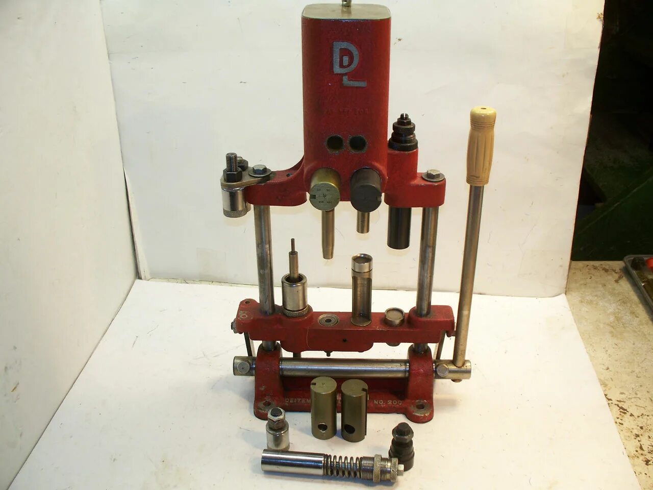 Metal press. Хорнади/Pacific 266. Hornady 095100. Hornady ELD-M 147 gr. Пресс Хорнади.