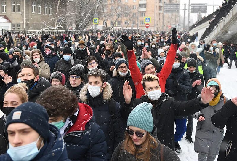 Митинг за навального в москве 2021. Митинг навального в москве. К чему привели митинги. Митинг навального 2021 в москве. Митинг 2021 в санкт петербурге.