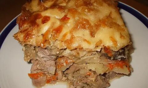 Говядина в духовке с картошкой и сыром