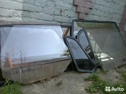 Стекло боковое ваз 2110