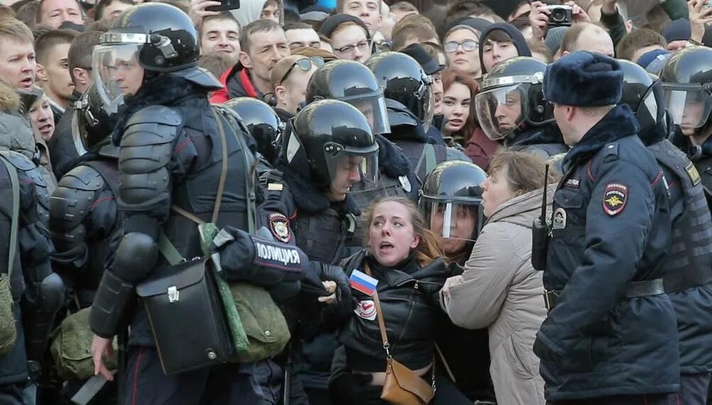 Болотная площадь митинг 2011. Митинги в москве 2019. Я люблю днр картинки. Разгон демонстрантов в москве. Митинг 23 января 2021 в спб.