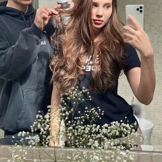 Включи а 4 со своей девушкой
