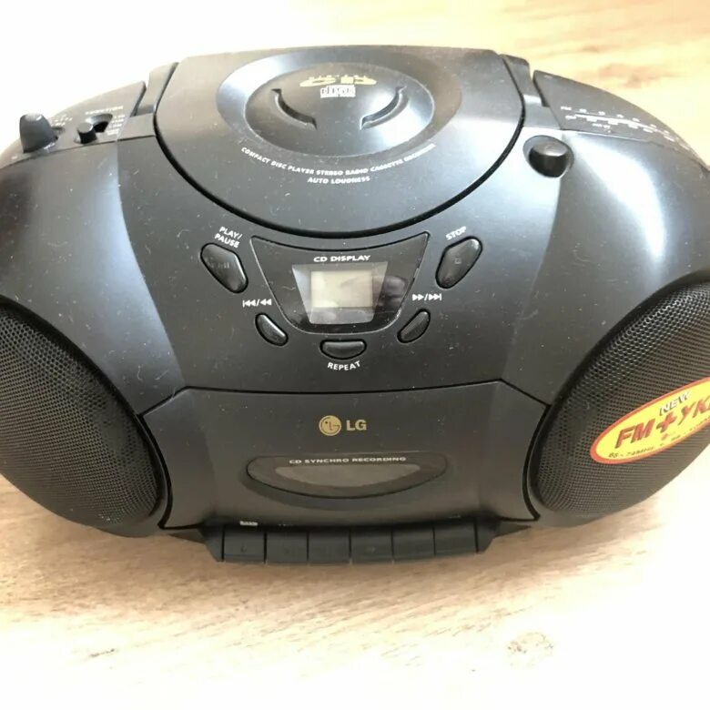 Lg boombox g77. Бумбокс lg cd-m373. Бумбокс lg дисковый. Lg boombox g77. Бумбокс lg с сабвуфером.