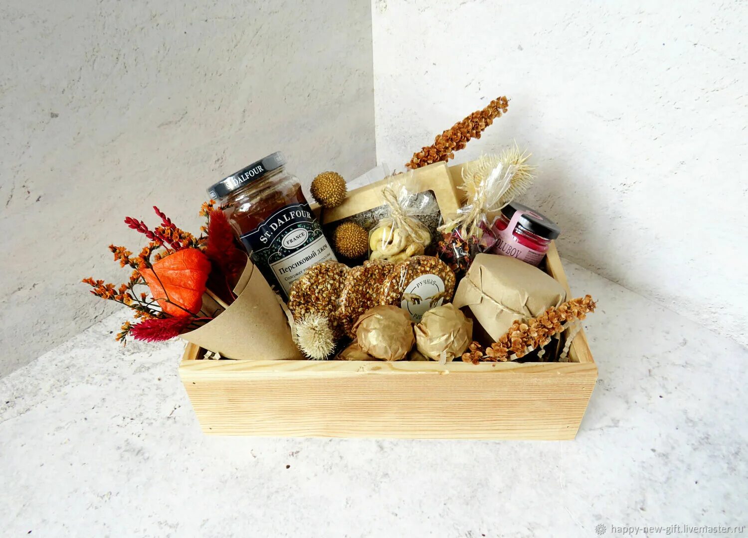 Пасхальные корзины с наполнением. Сухофрукты восточные сладости. Сухофрукты. Подарочный набор полезные сладости. Вкусный подарок для девушки.