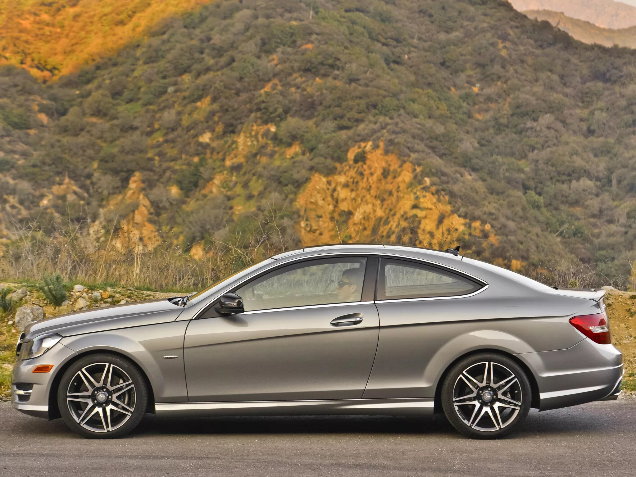 Mercedes Benz c250 Coupe. Mercedes Benz c250 Coupe 2013. Mercedes-Benz c-class c 250 Coupe. Мерседес c250 купе. Mercedes c class coupe