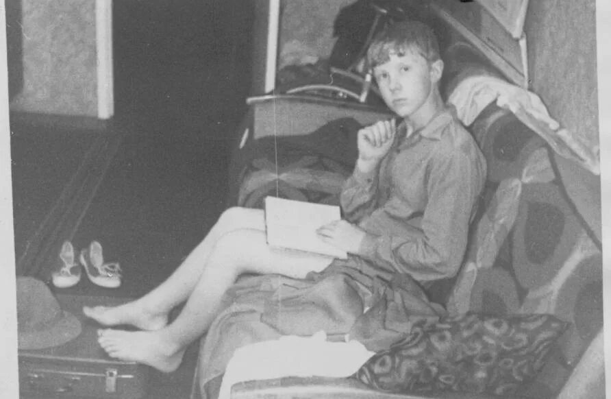 Рассказ в детстве сосала. Осеева почему. Рассказ в детстве сосала. Дети ссср в деревне. Рассказ в детстве сосала.