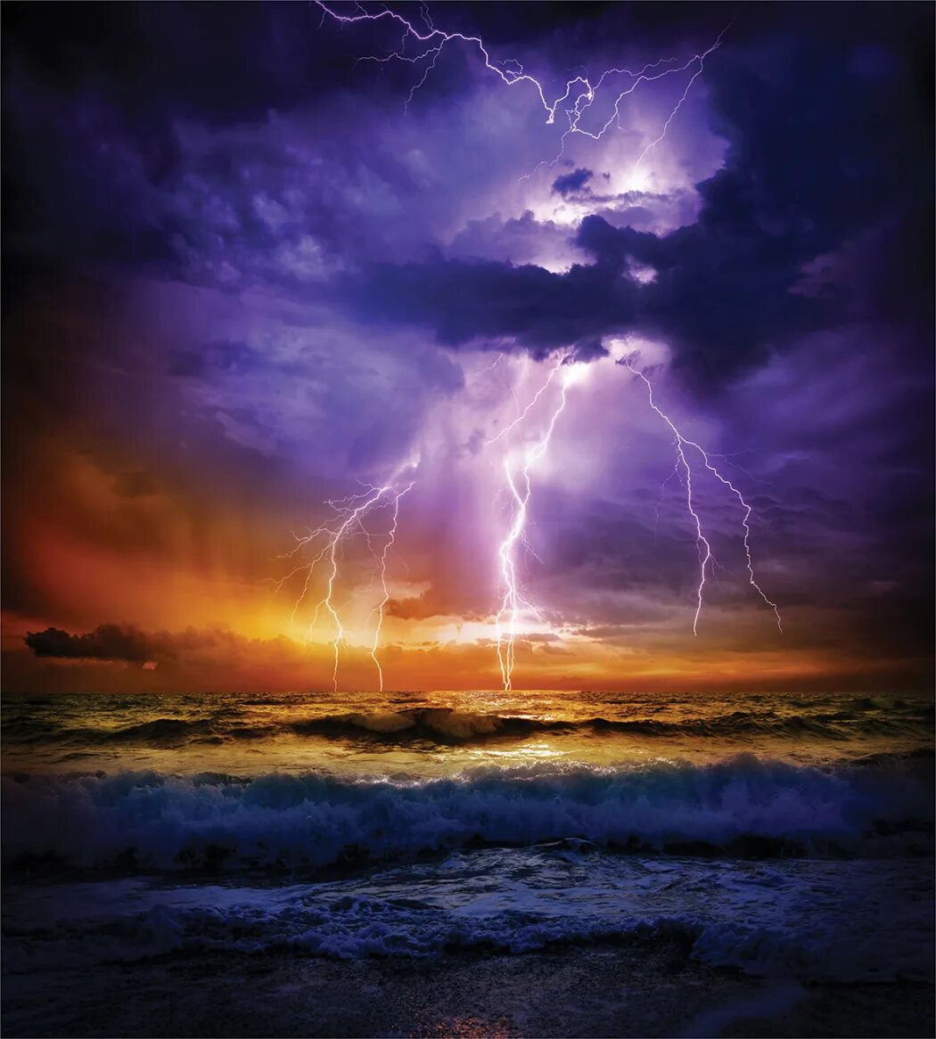 Мысли шторм. Маракайбо молнии Кататумбо. Гроза на море. Гроза над морем. Шторм молния.