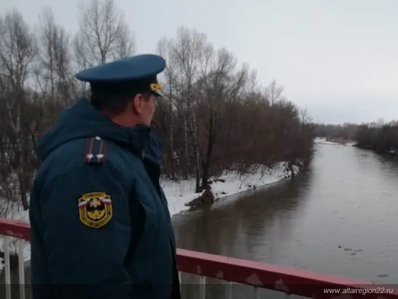 Паводок 2024 алтайском крае. Паводок. Паводковая обстановка в Алтайском крае МЧС. Паводковая обстановка в Алтайском крае МЧС на 1.04.2022. Краснощеково Алтайский край подтопление.