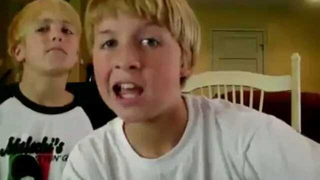 Boys jack off. Kid jacking off. Boys jack off. Boy jacking off. Мальчик wank.