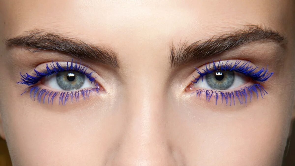Colored mascara