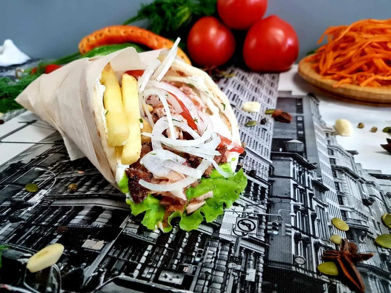 Гирос скепасти. Гиро клаб. Гирос греческий. Гирос пятигорск. Сувлачная энос новоселов,5.