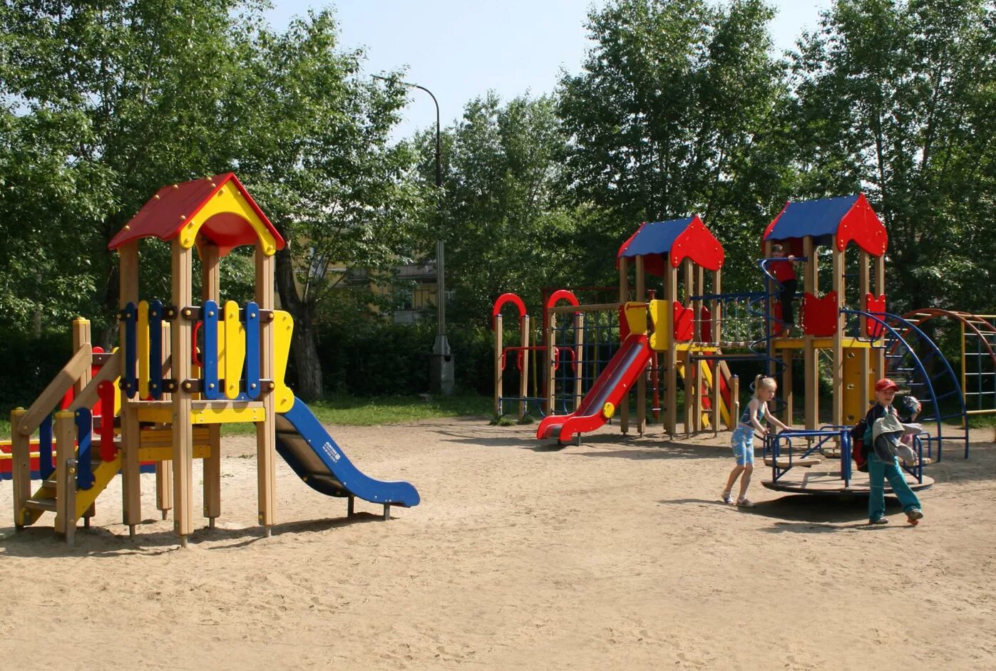Детский сад запорожья 133. Детские запорожье. Детский площадка. Детские запорожье. Капитошка челябинск.