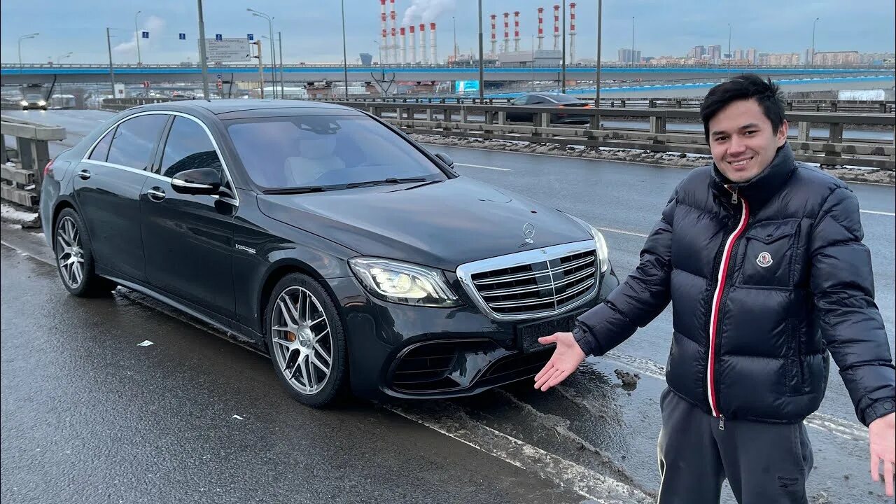 Таджик привез две машины цветов. Mercedes w222 дрифт. Дагестанские мажоры. Дагестанцы москвичи. 222 Мерседес в Дагестане с мужчиной.