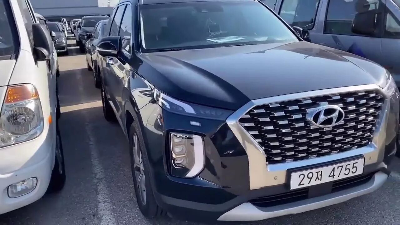 Какое авто из армении. Авторынок армении. ереванский авторынок. автомобильный рынок в ереване. гюмри авторынок.