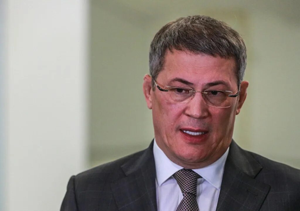 Где работает хабиров. Хабиров.