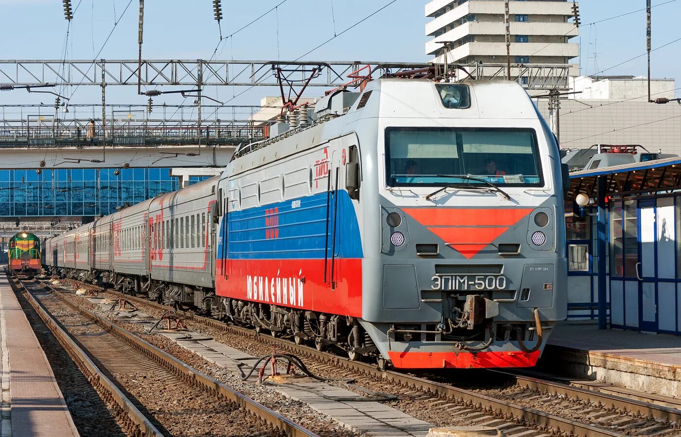 Поезд 01. Эп1м 500. Пассажирский Локомотив эп1м. Пассажирский электровоз эп1м. Эп1м 500 РЖД.