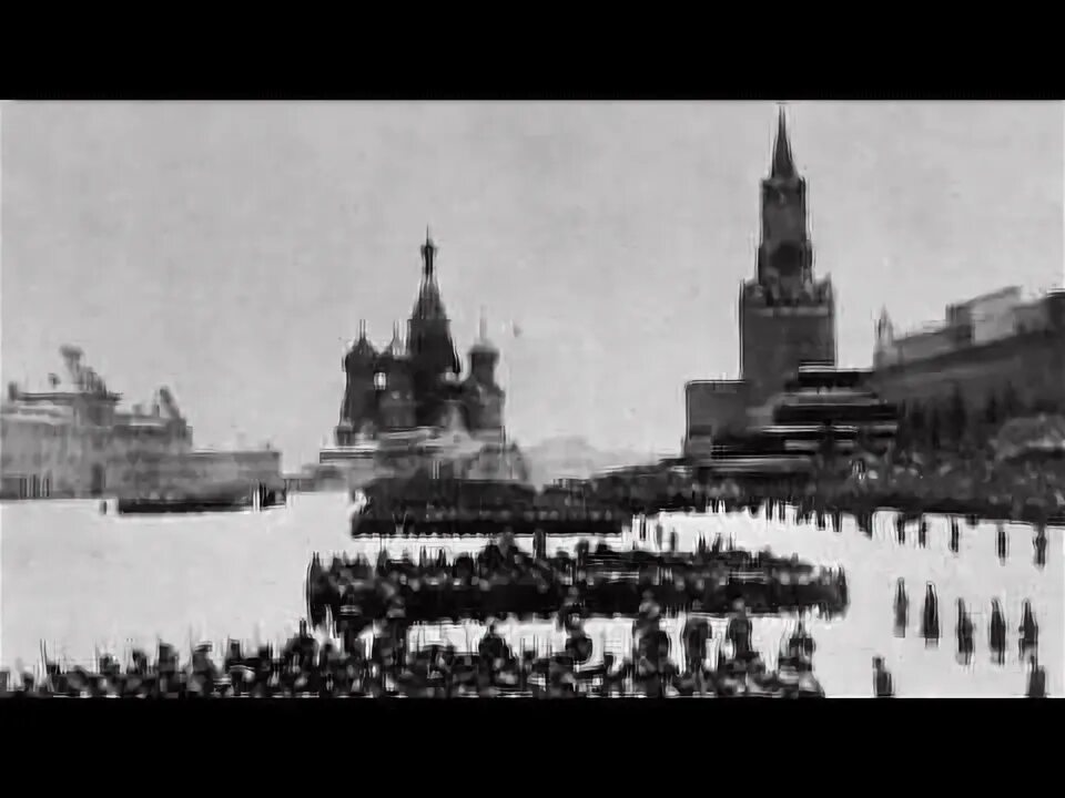 7 ноября 1941 фото 7 ноября 1941 года состоялся самый важный в истории СССР военный парад.