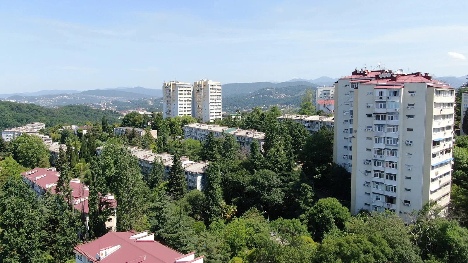 Продажа квартир ул. Бытха, 30, Сочи, вторичное жилье от собственника ул. Бытха, 
