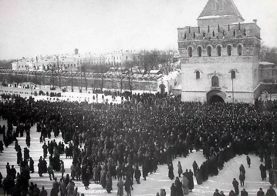 Революция в нижнем. Нижний новгород 1917. нижний новгород 1918. революция в нижнем новгороде 1917. нижний новгород в 1917 году.