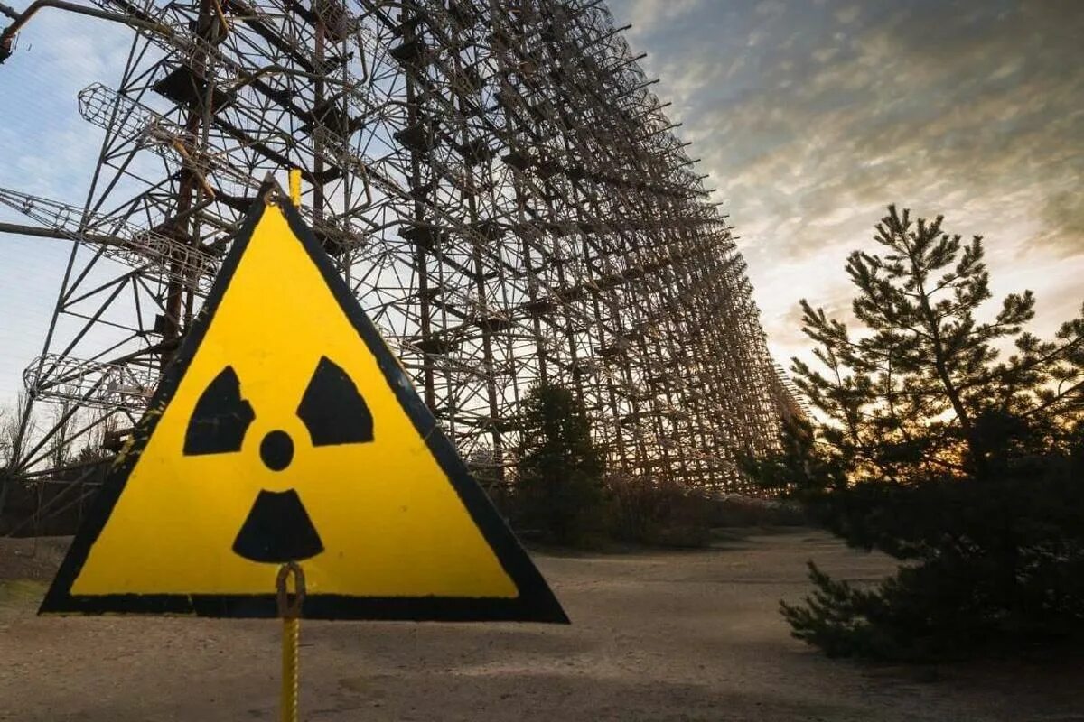 Зона отчуждения чернобыльской аэс. Припять зона отчуждения. Чернобыль зона отчуждения припять. Чернобыль зона отчуждения город припять. Зона отчуждения украины.