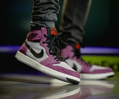 Jordan 1 high element