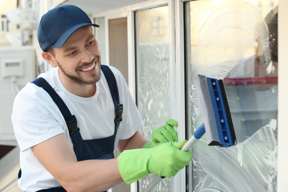 Local clean. Мойка окон. Мойка окон профессиональная. Мойка окон и витрин. Мойщик окон.