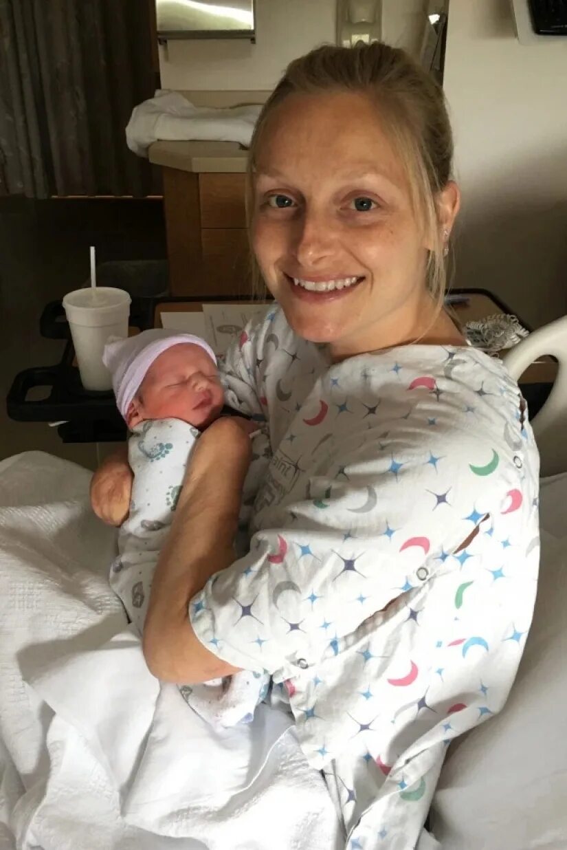 Девочка родившаяся 27. Наконец родила. Девочка родившаяся 27. Девочка родившаяся 27. Редкие заболевания у детей фото.