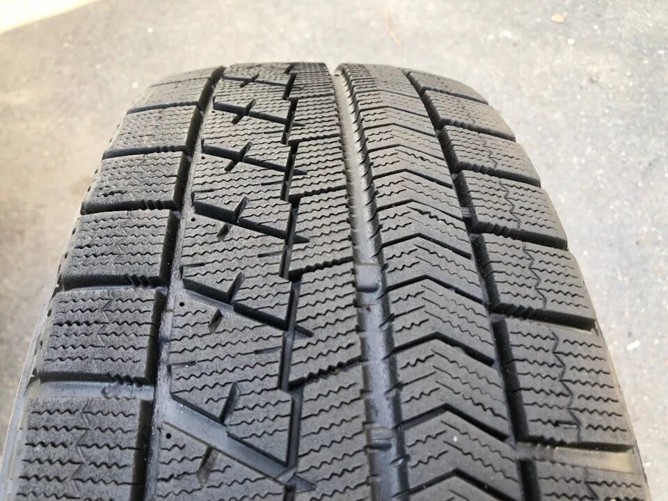 15 б 91. Bridgestone Blizzak VRX 91s. Bridgestone Blizzak VRX 195/65 r15. Bridgestone Blizzak VRX 195/65 r15 91s зимняя. Бричстоун близак 195/65r15.