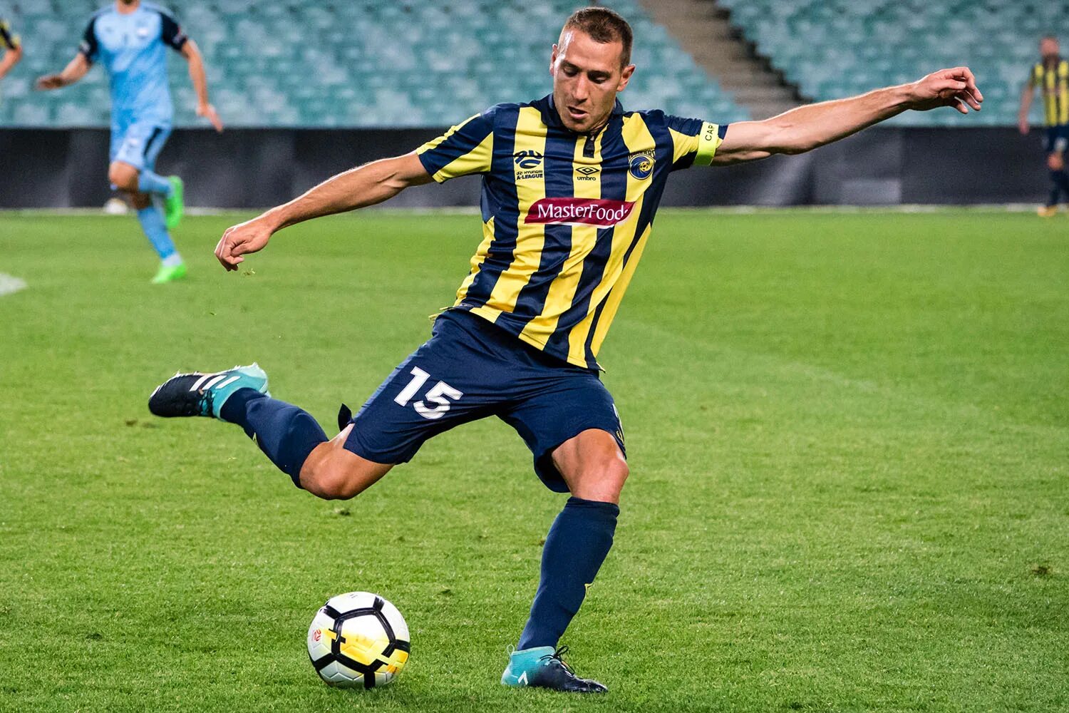 Ньюкасл Джетс. Сентрал Кост. Central Coast Mariners. Ньюкасл джетс сентрал кост