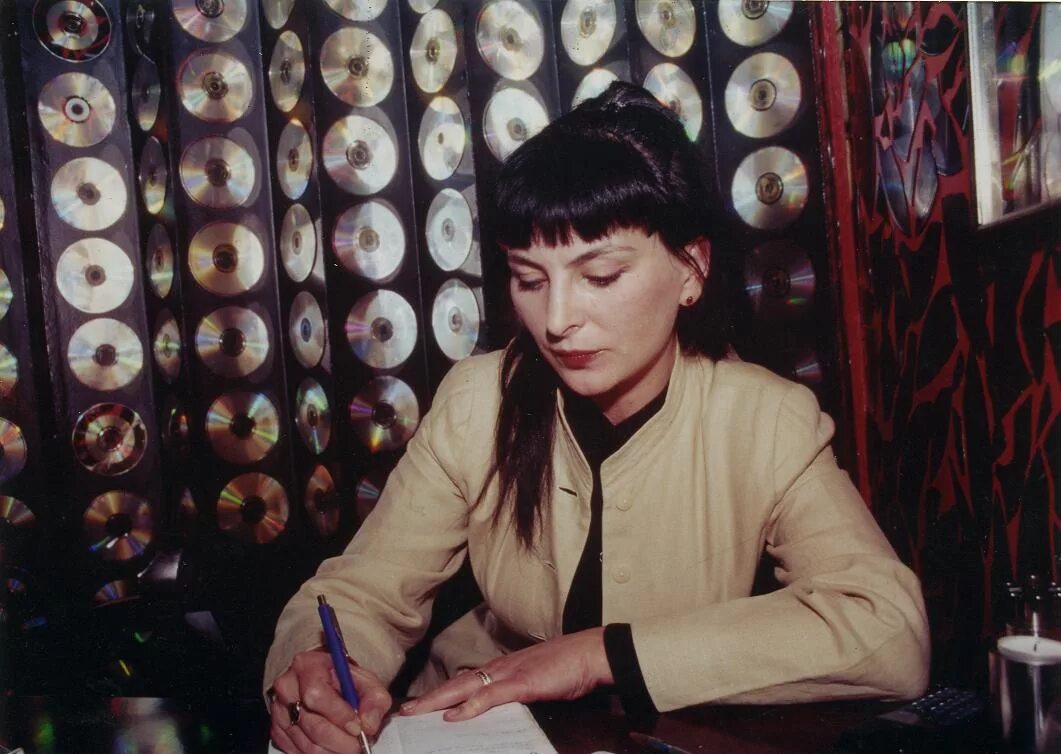 Марта (марина) юрьевна могилевская. Марта могилевская в молодости. Марту могилевскую. Марта юрьевна могилевская. Могилевская, марина юрьевна.