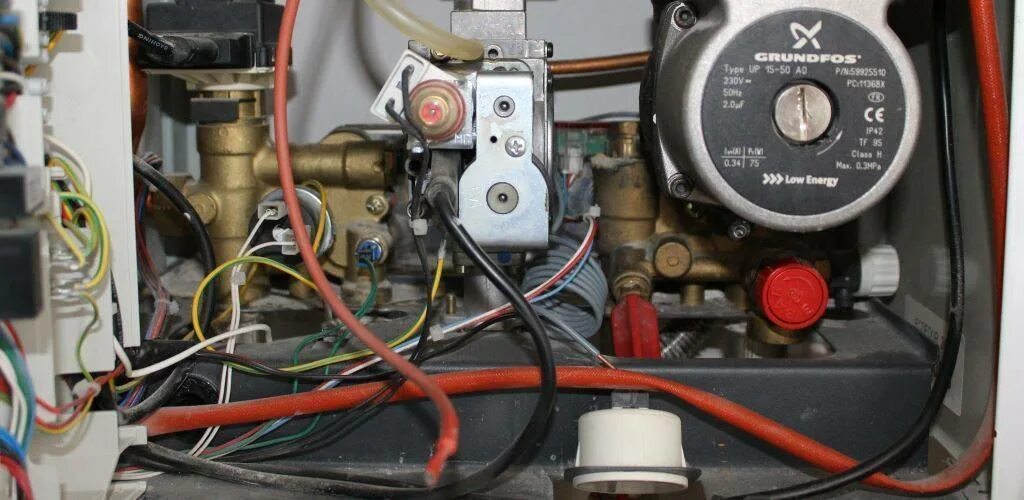 Газовый котел ошибка е10 как исправить. Бакси котел двухконтурный ошибка е10. e10 на котле baxi. котёл газовый бакси ошибка е10. е 10 на котле бакси.