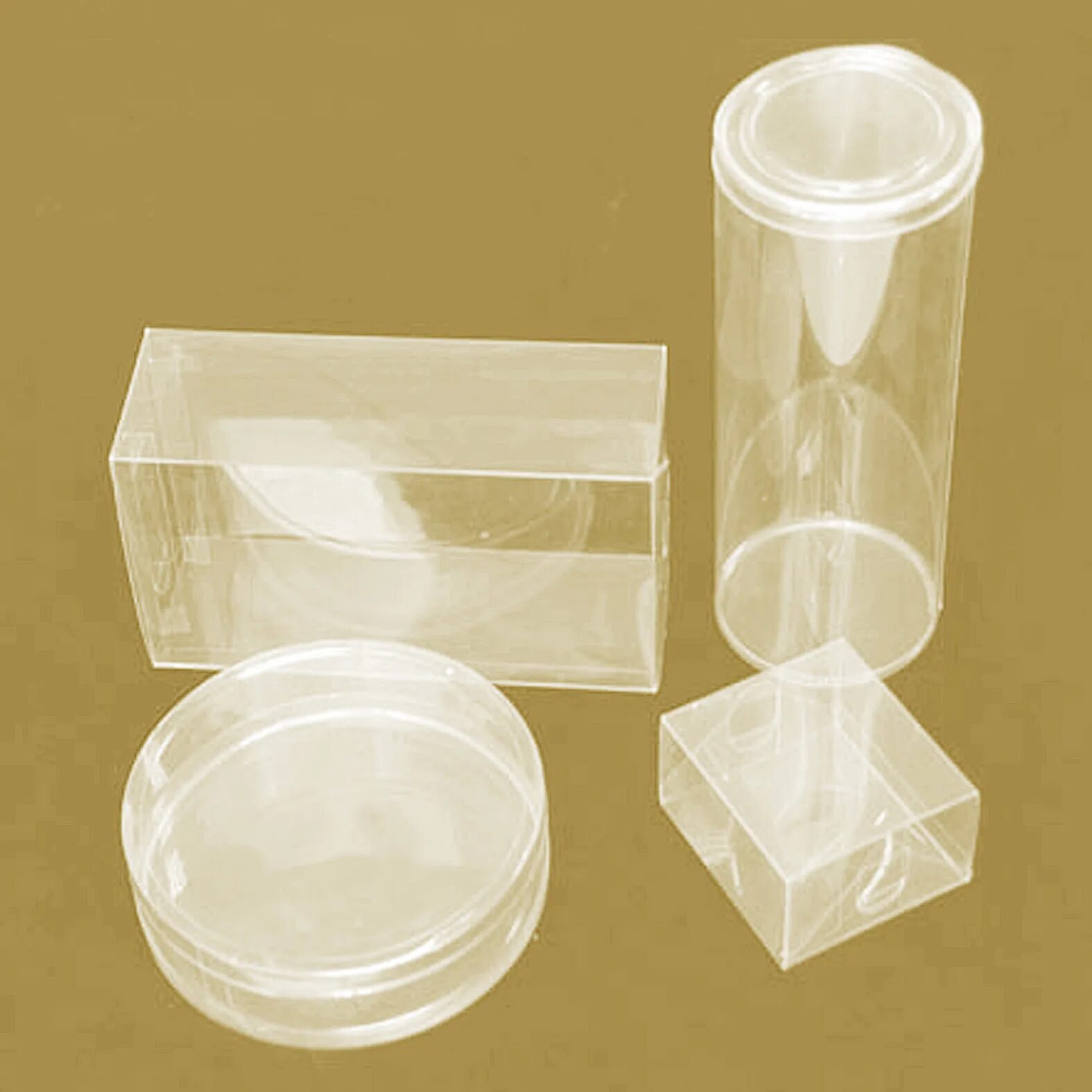 Pp pet. Упаковка пластиковая прозрачная. Упаковка пластиковая прозрачная коробка. Упаковка из пластика маленькая. Упаковка из ПЭТ пластика.