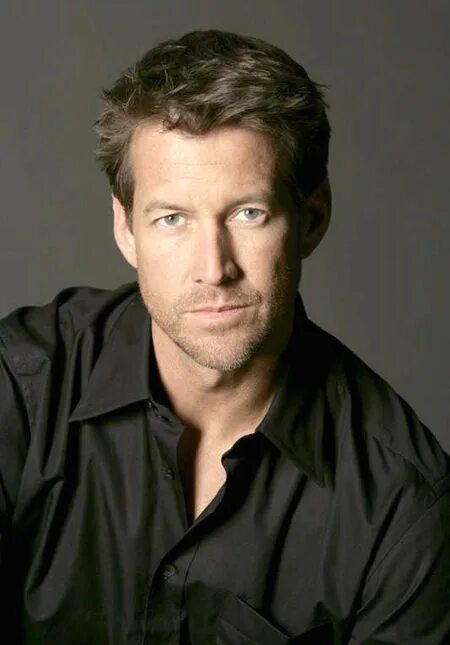 Mike delfino. Майк Дельфино. Отчаянные домохозяйки Майк Дельфино актер.