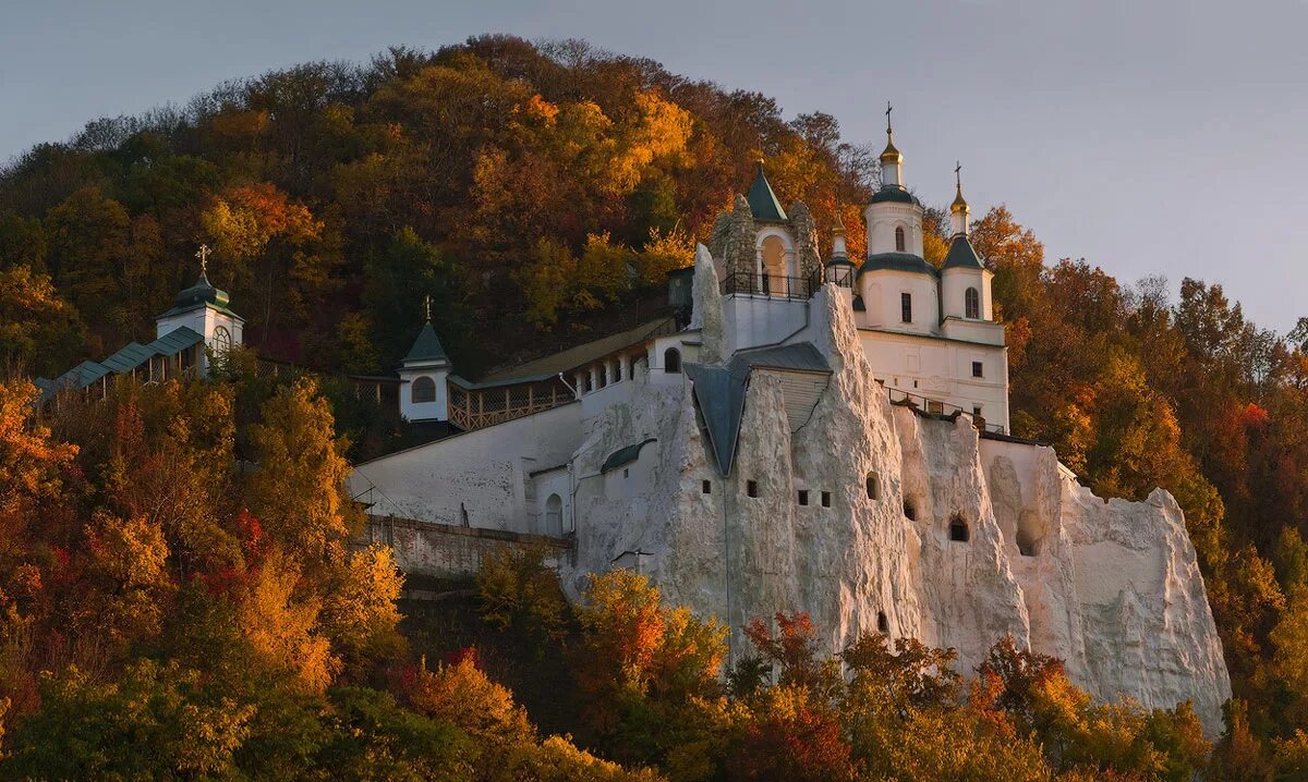 Фото монастырей и храмов