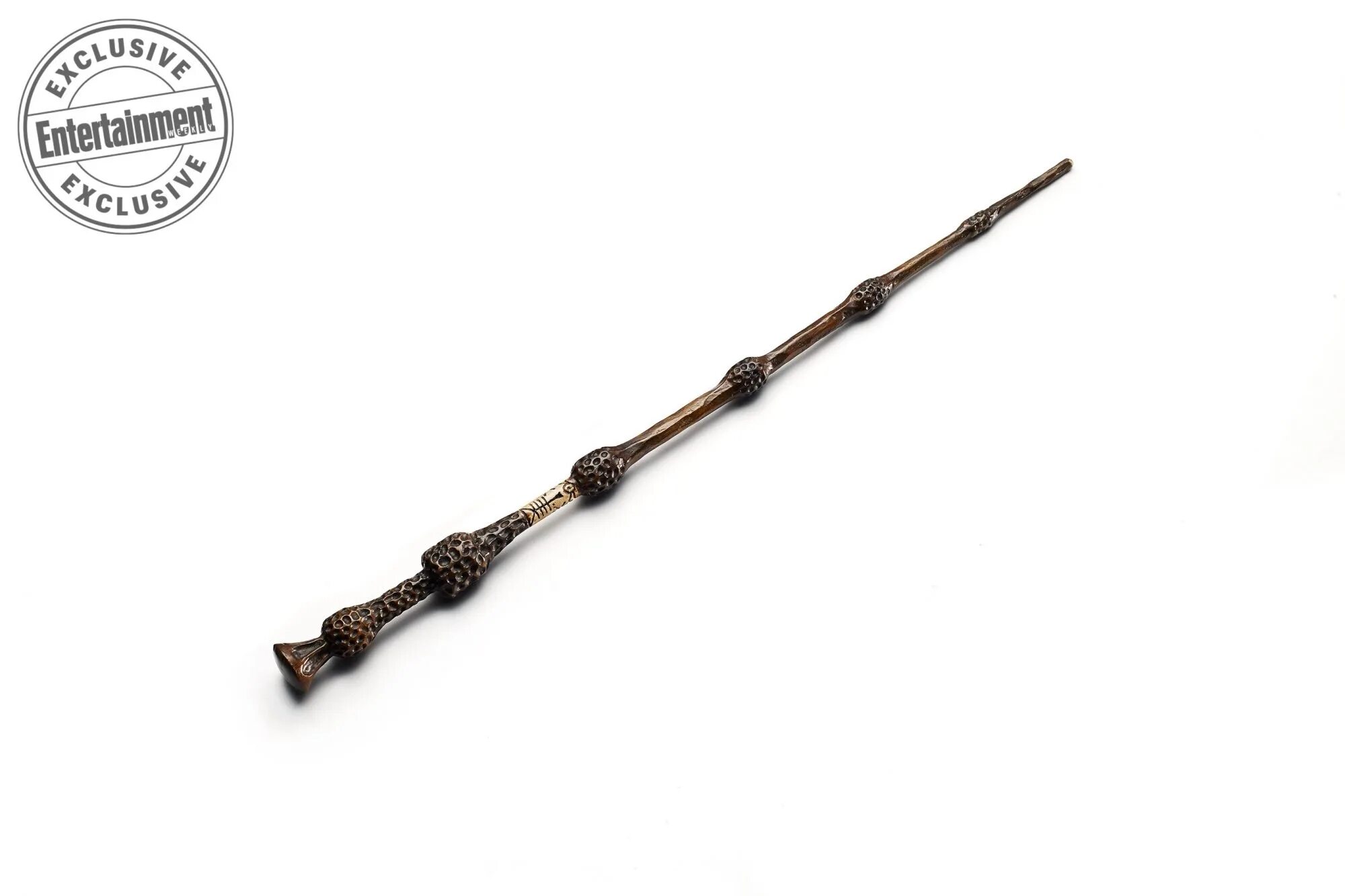 гарри поттер бузинная палочка. гарри поттер бузинная палочка. бузинная палочка дамблдора. бузинная палочка гриндевальда. бузинная палочка гриндевальда.